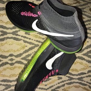 Nike Zoom All Out Size - Men’s size 9.5